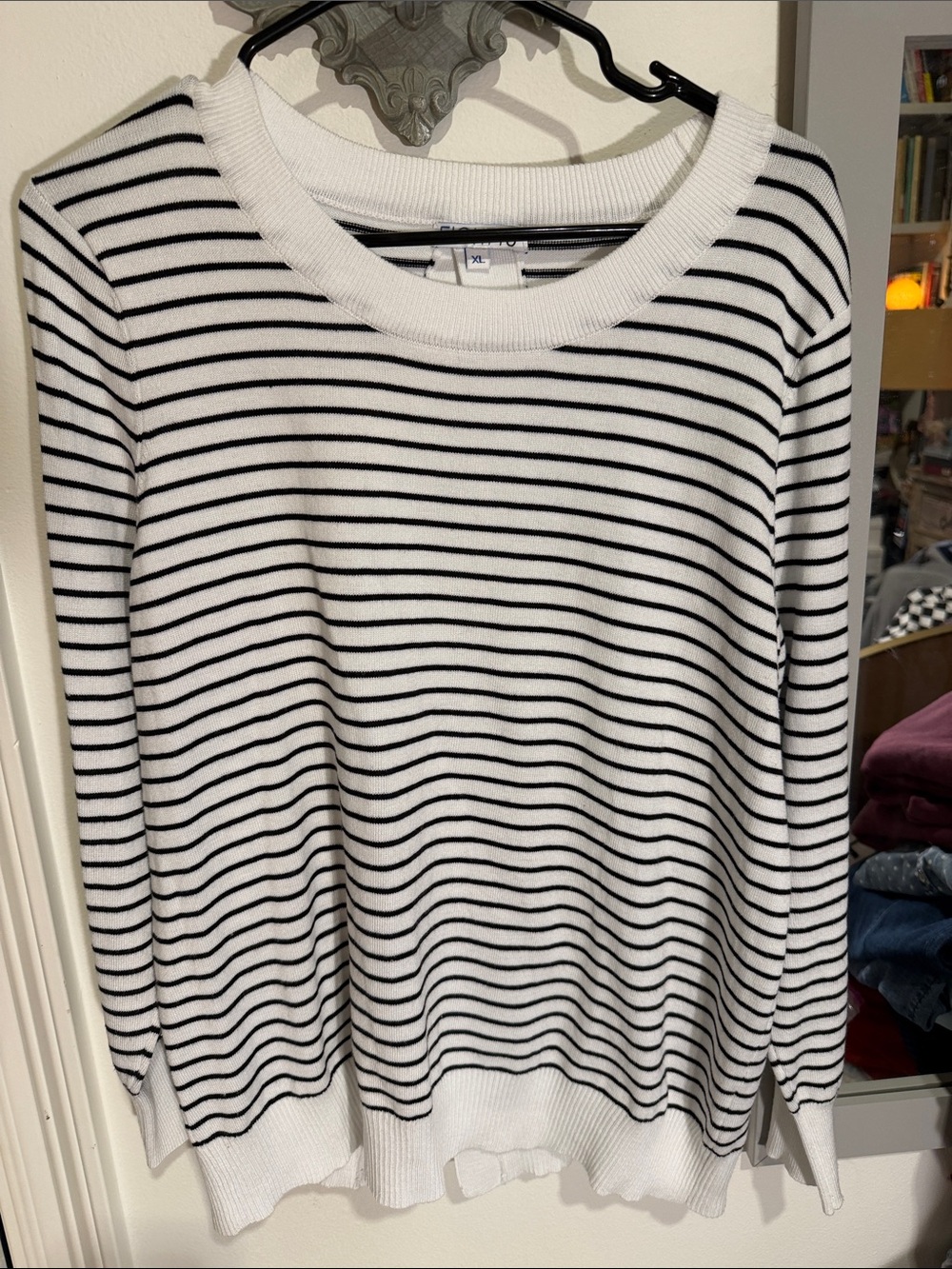 Striped Crewneck Sweater - White/Black